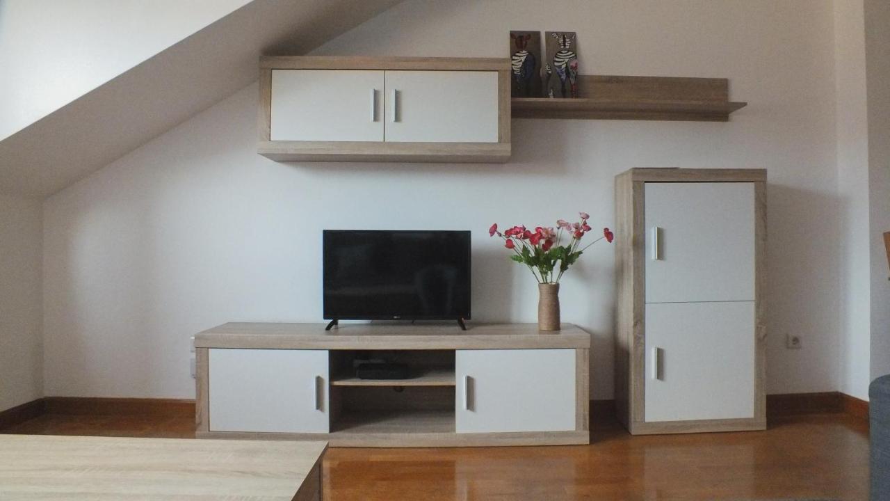 Mr Apartman Villaviciosa  Kültér fotó
